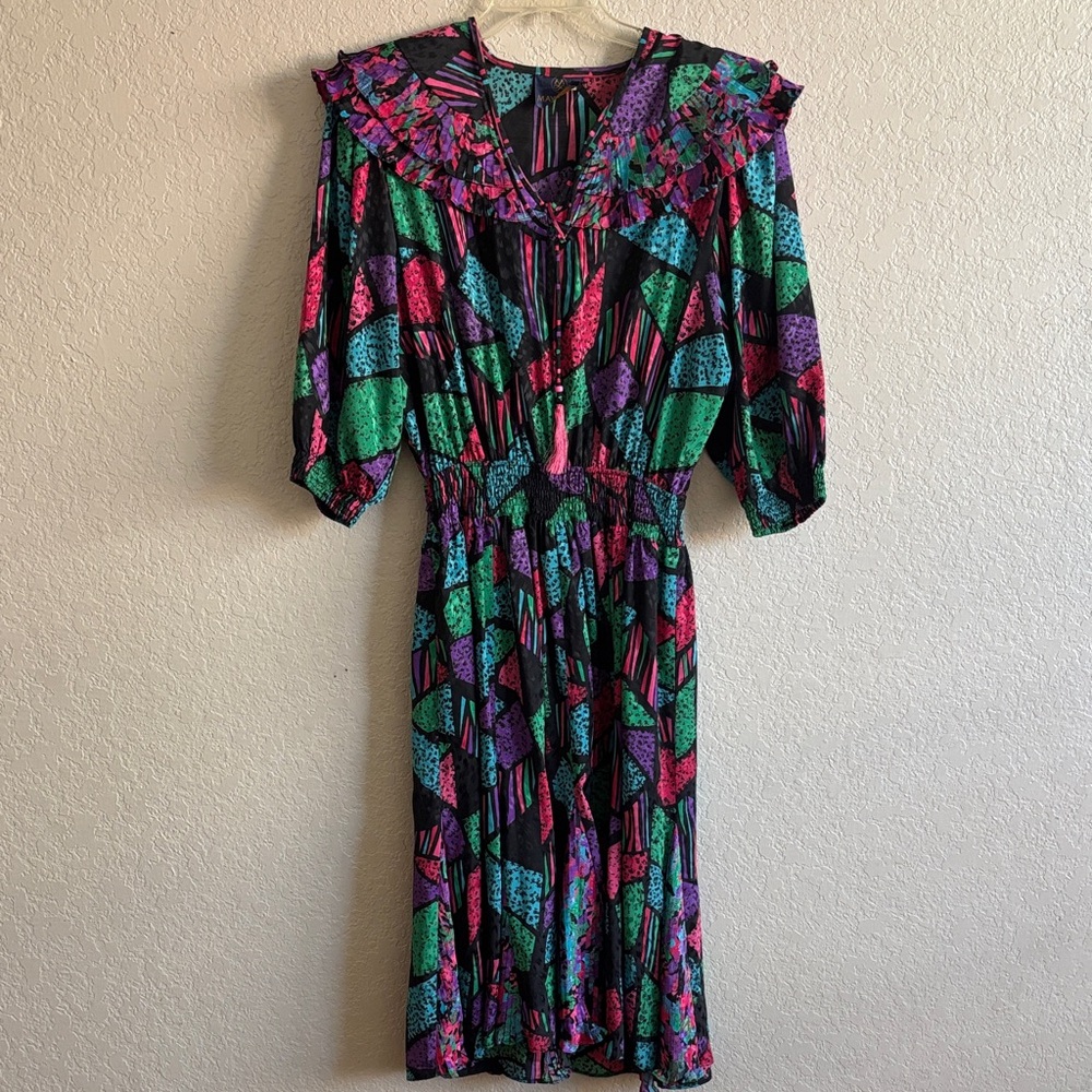 Vibrant Vintage Geometric Midi‎ Dress w/pockets